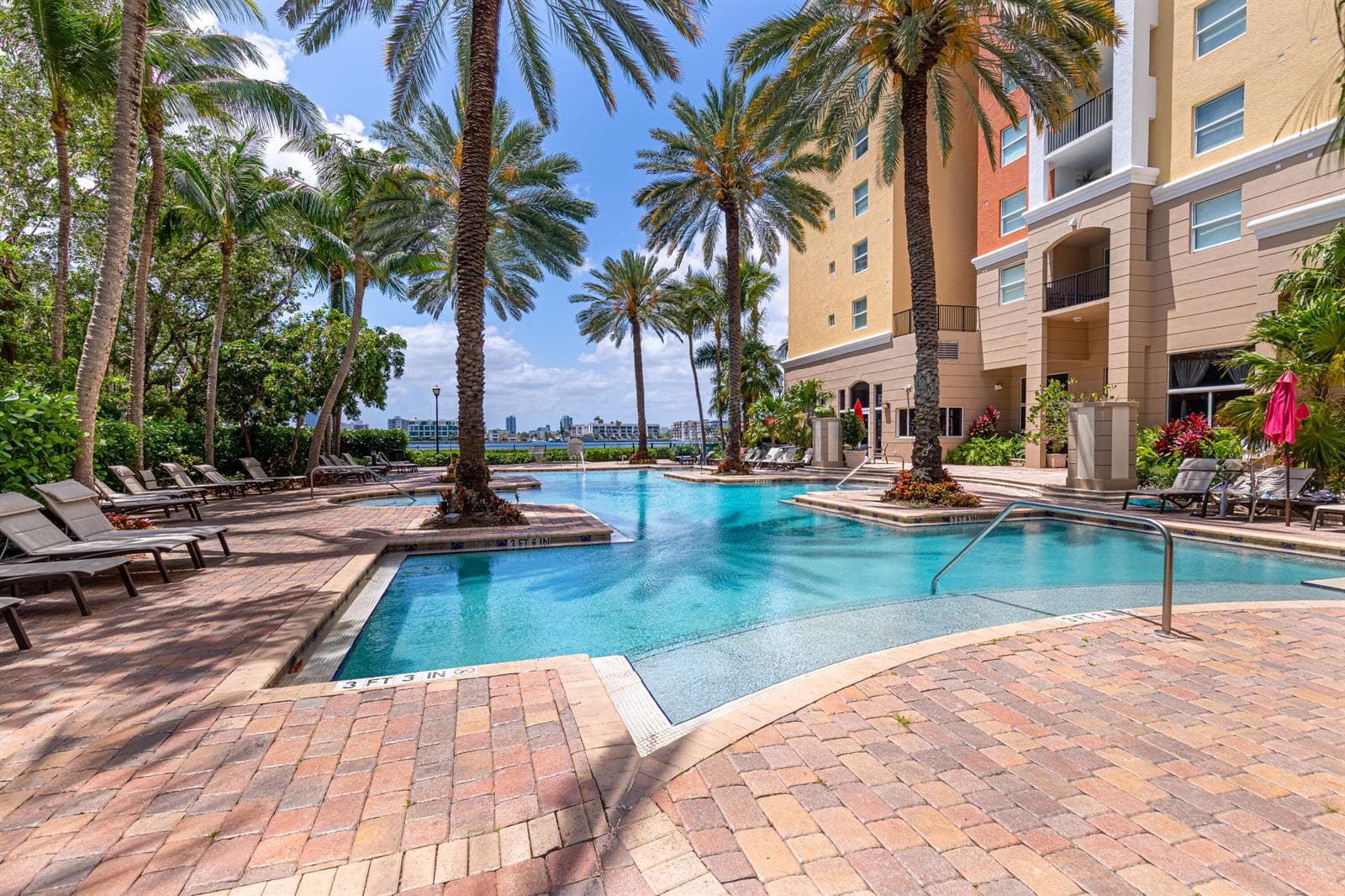 17100 N Bay Road Unit 1214 photo 5