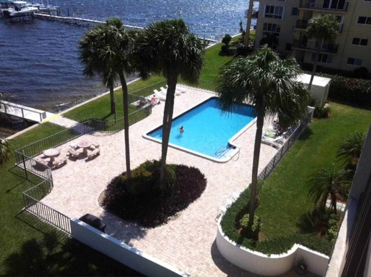 1202 S Lake Drive 502 photo 20