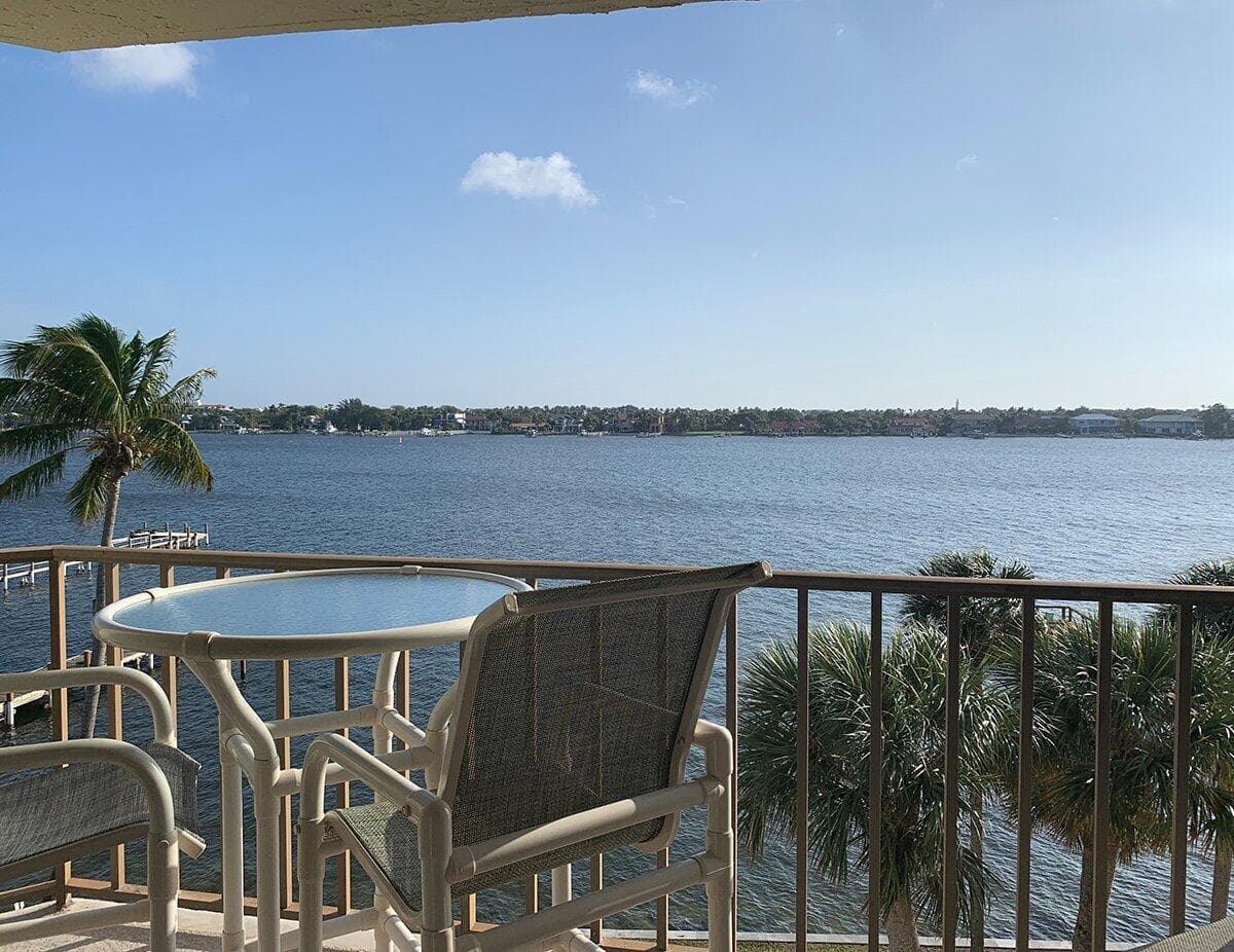 1202 S Lake Drive 502 photo 18