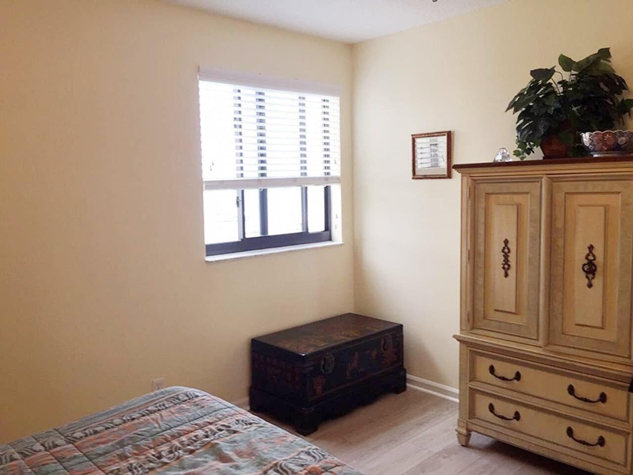 1202 S Lake Drive 502 photo 11