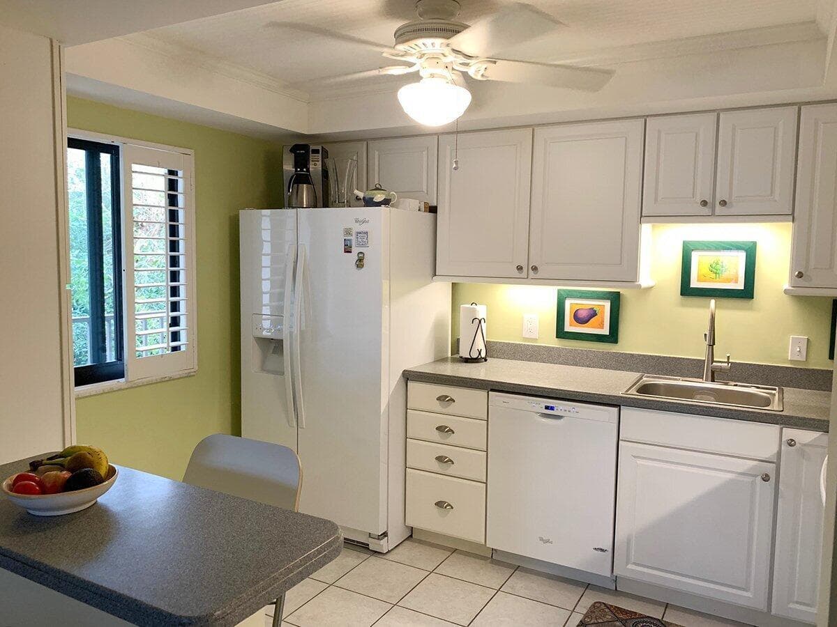 1202 S Lake Drive 502 photo 8