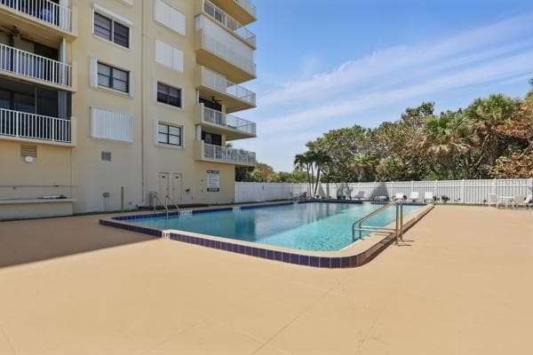 3200 N Highway A1a 1208 photo 22