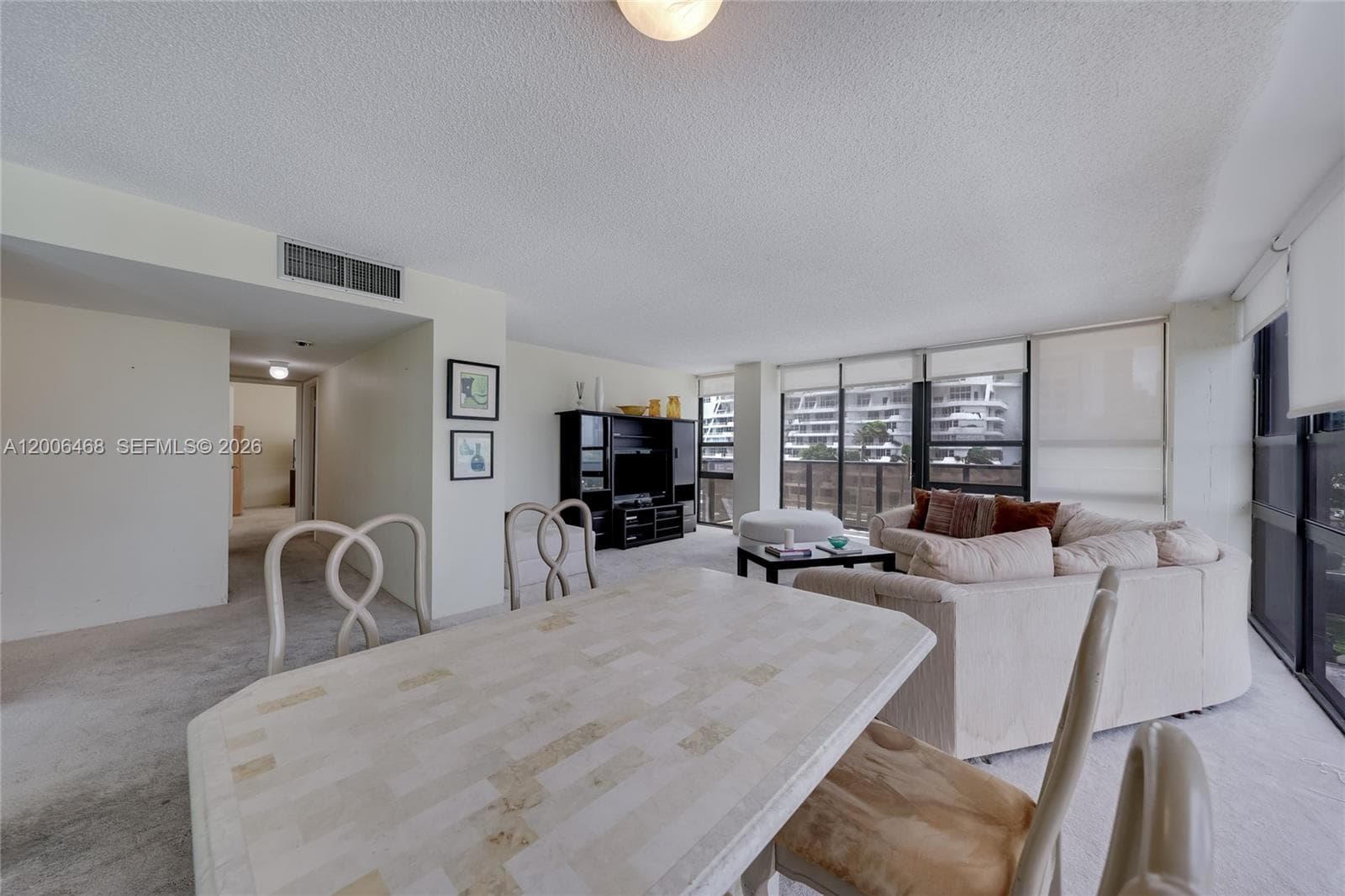 600 36th St 421 photo 3