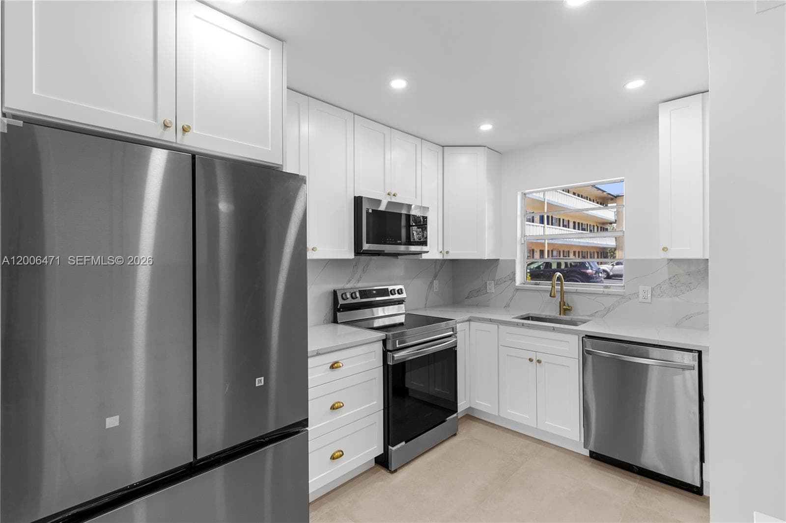 1400 57th Ct 102 photo 5