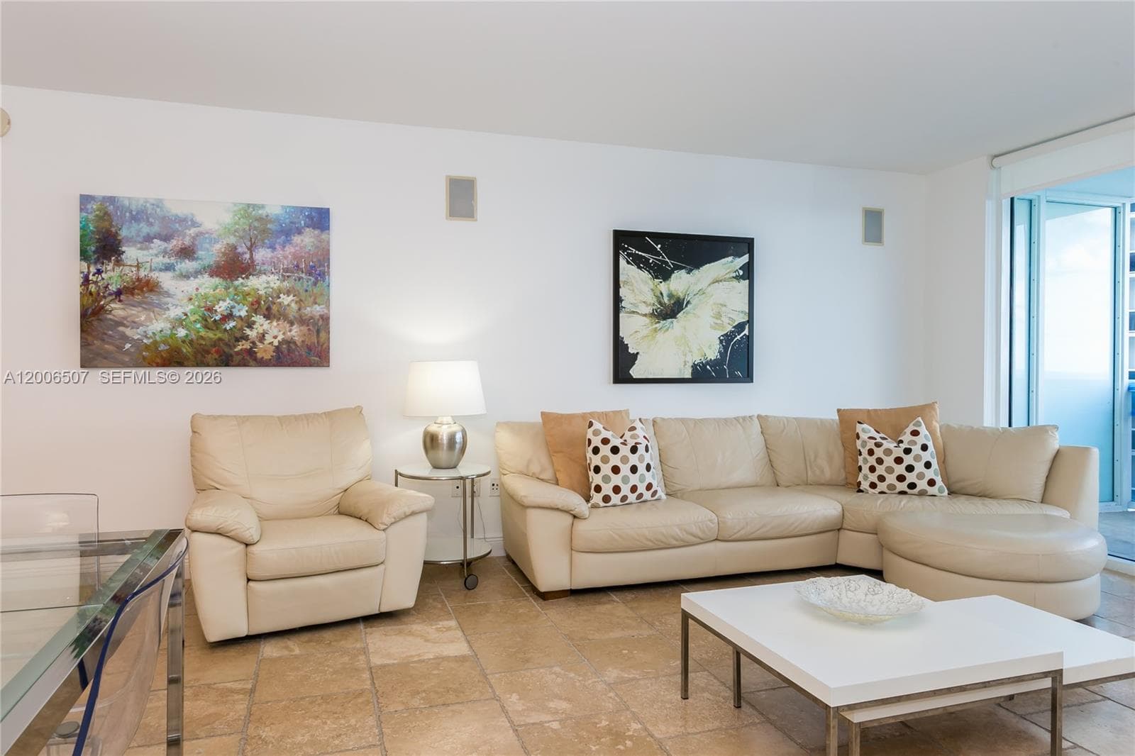 1830 OCEAN DR 4010 photo 2