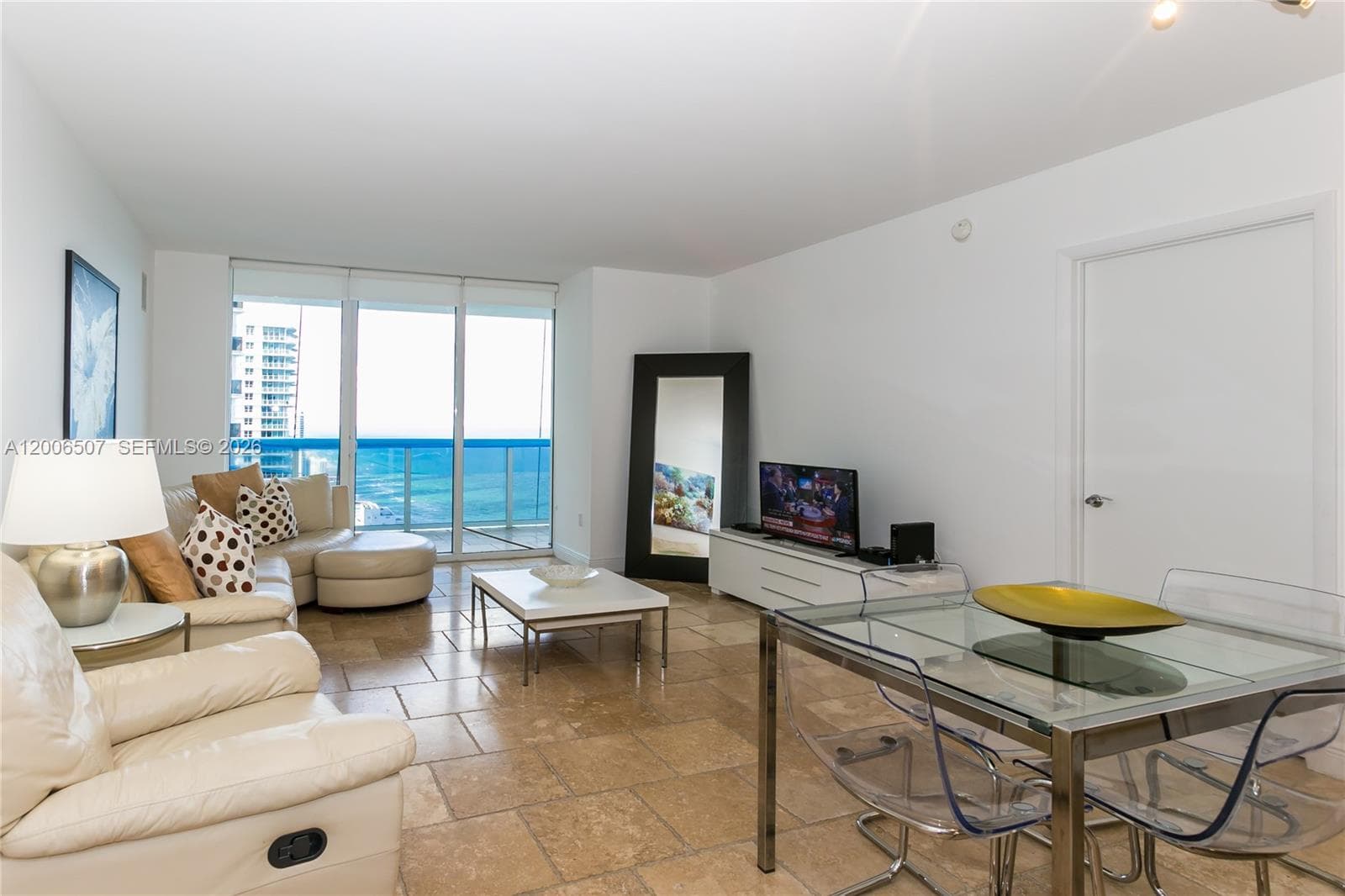 1830 OCEAN DR 4010 photo 3