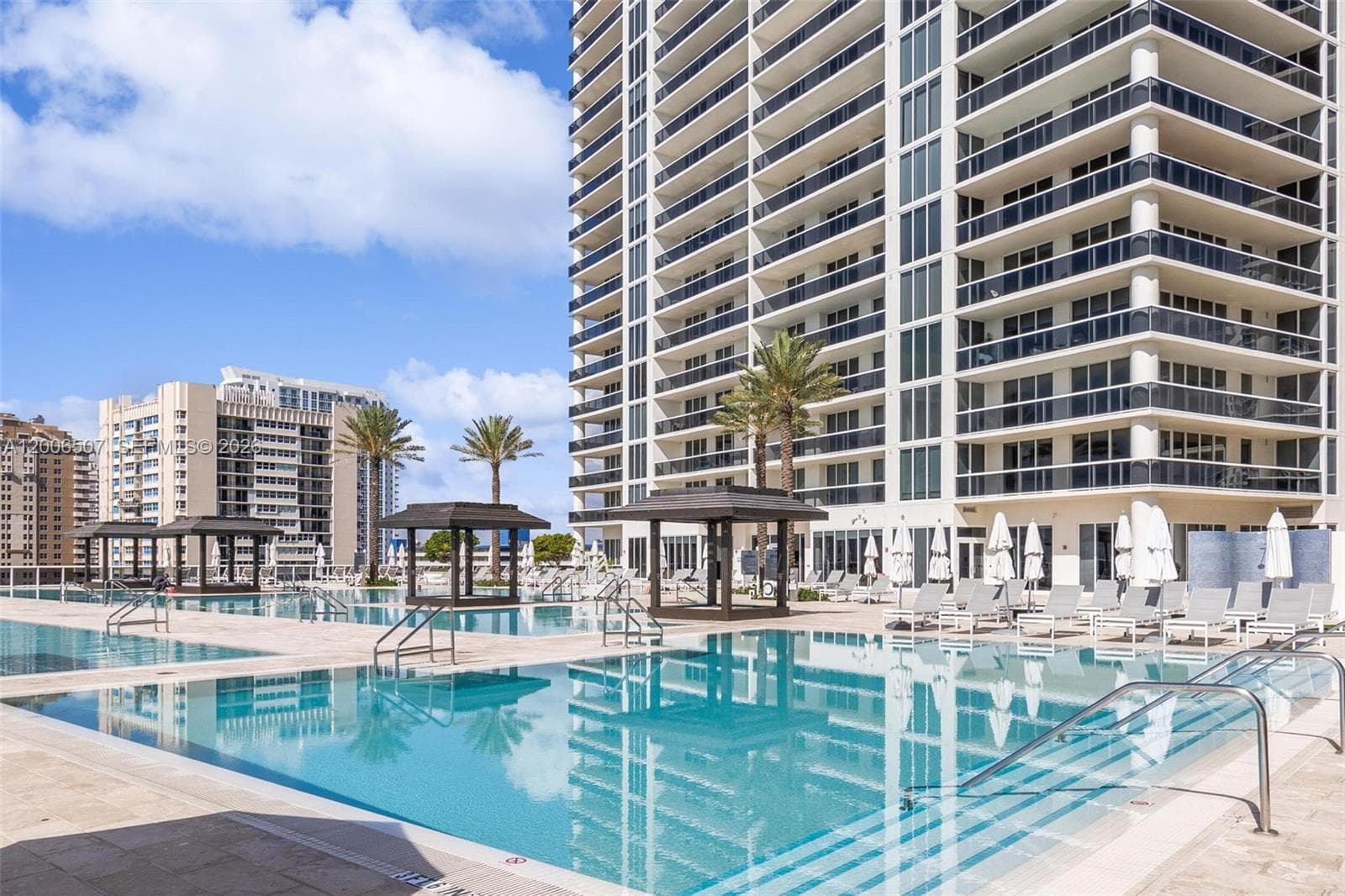 1830 OCEAN DR 4010 photo 24