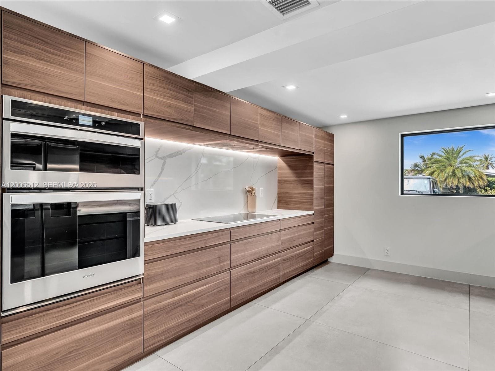 2448 Okeechobee Ln photo 10