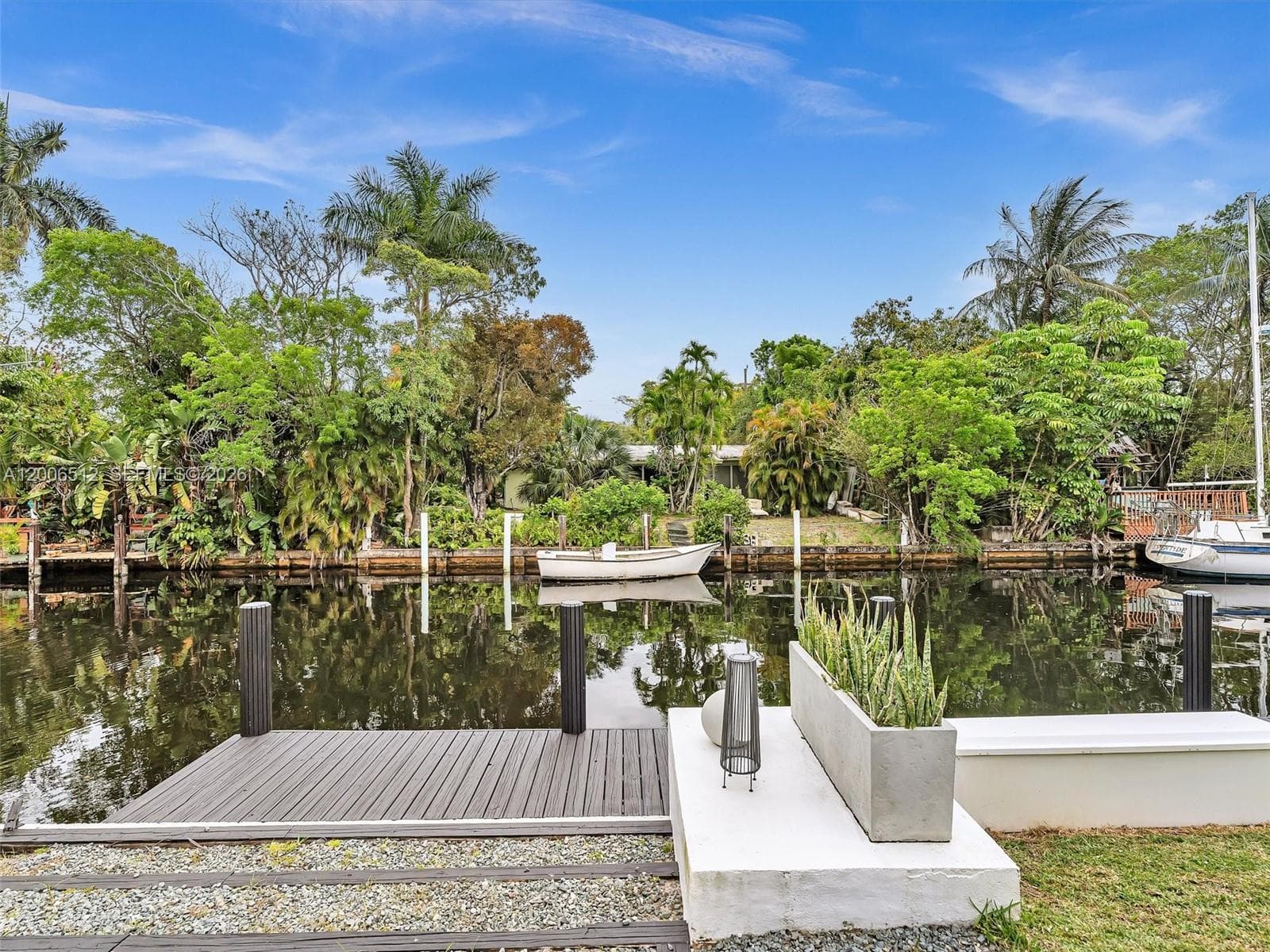 2448 Okeechobee Ln photo 25