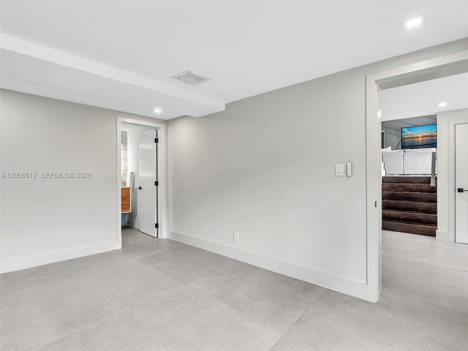 2448 Okeechobee Ln photo 21