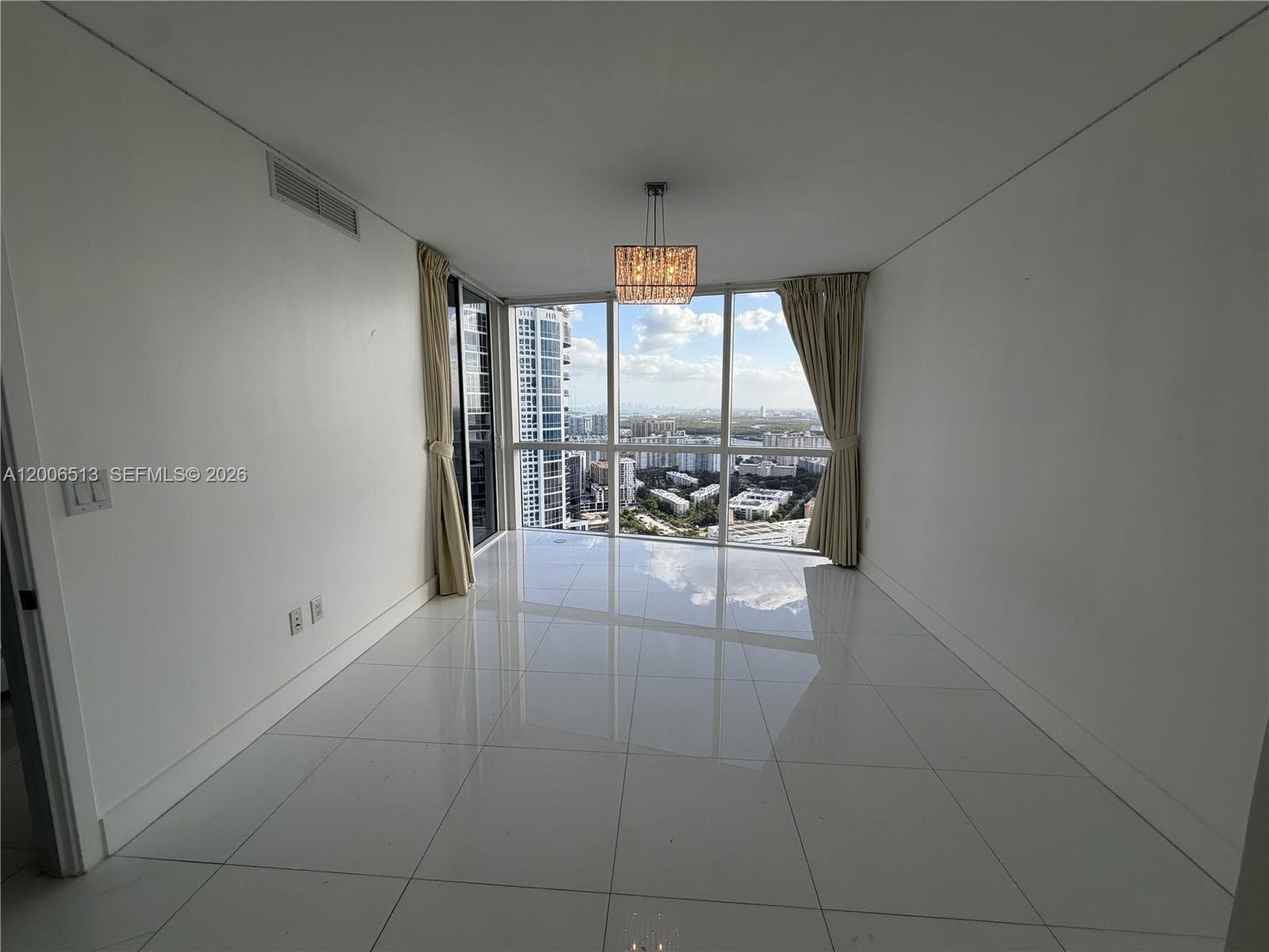 18201 Collins Ave 5105 photo 16