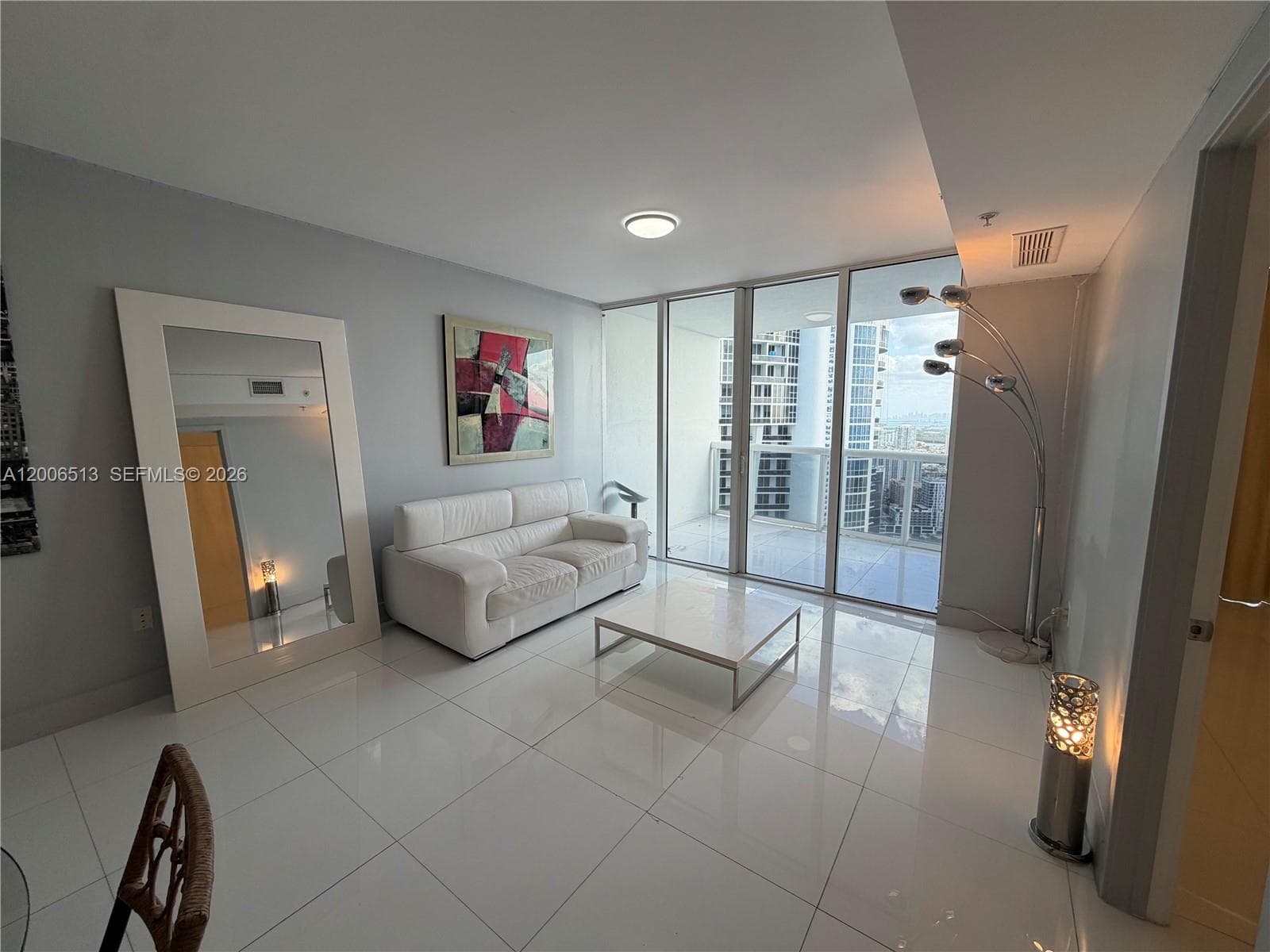 18201 Collins Ave 5105 photo 7