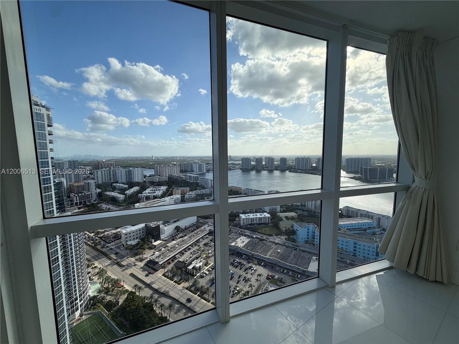 18201 Collins Ave 5105 photo 14