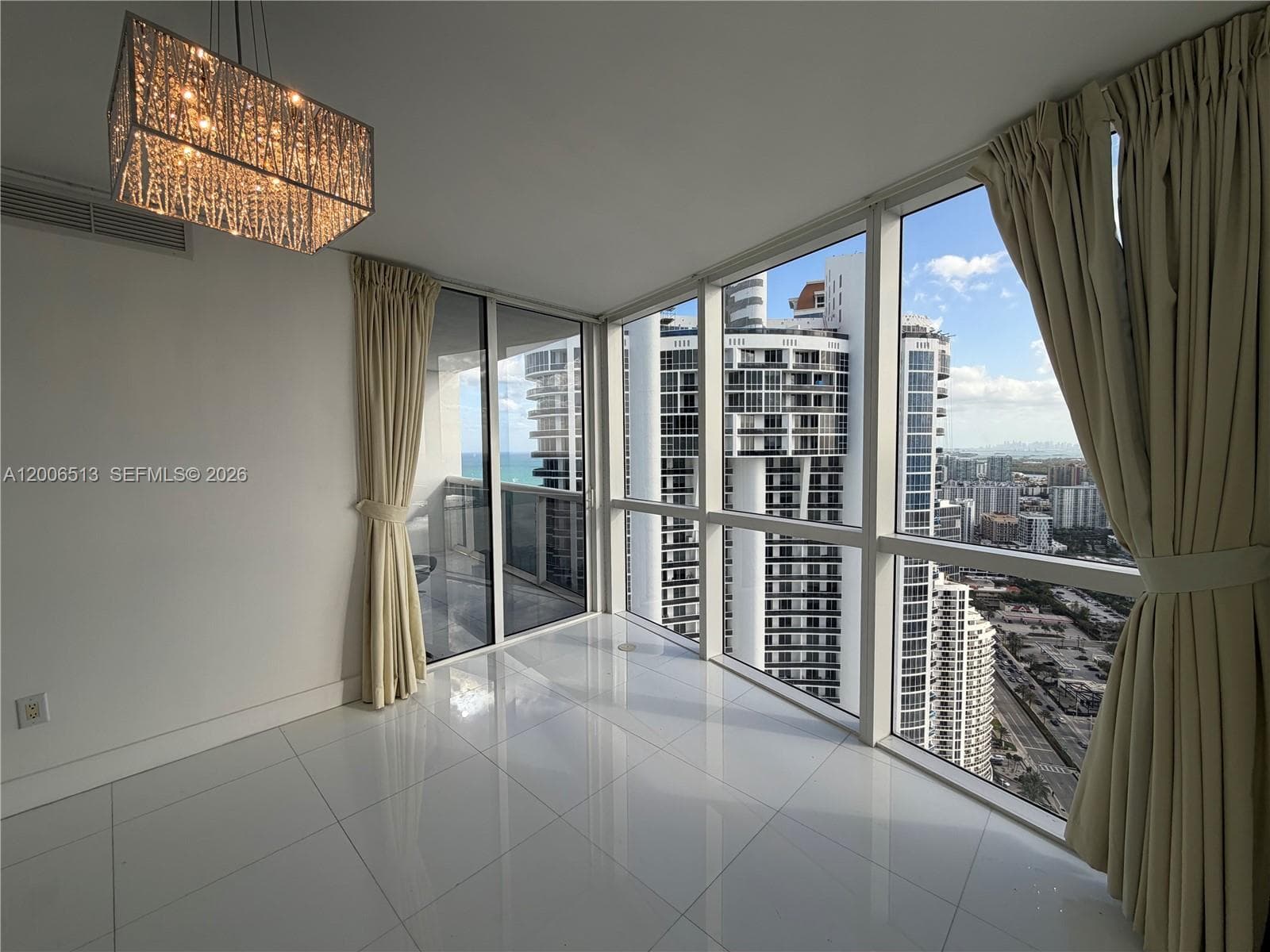 18201 Collins Ave 5105 photo 11