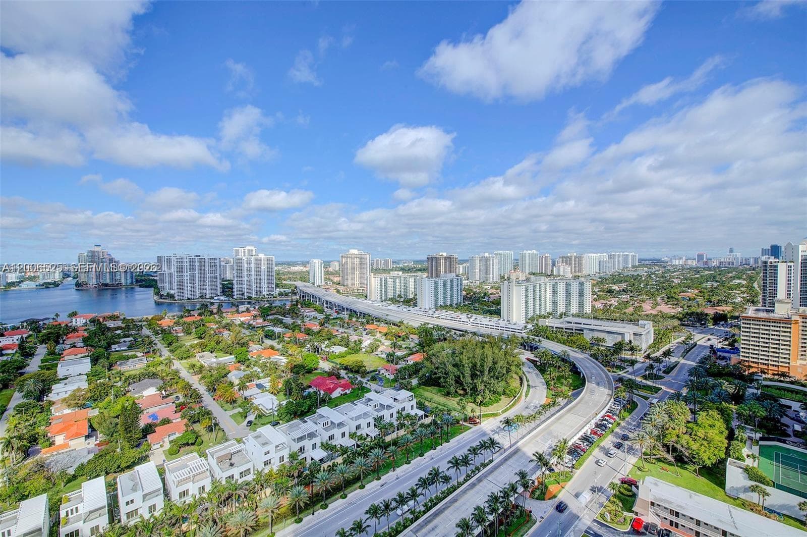 18975 Collins Ave 2205 photo 24