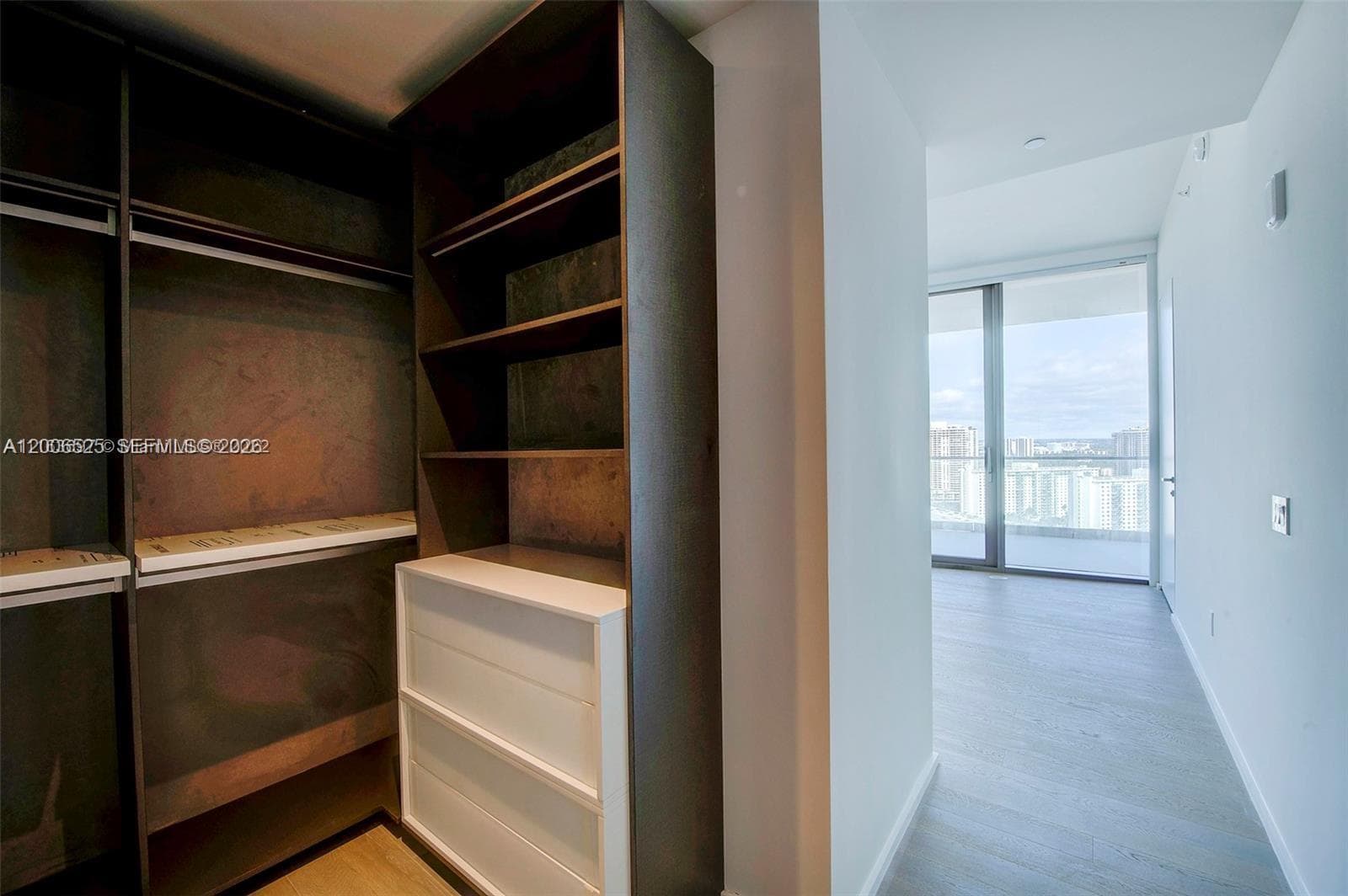 18975 Collins Ave 2205 photo 14