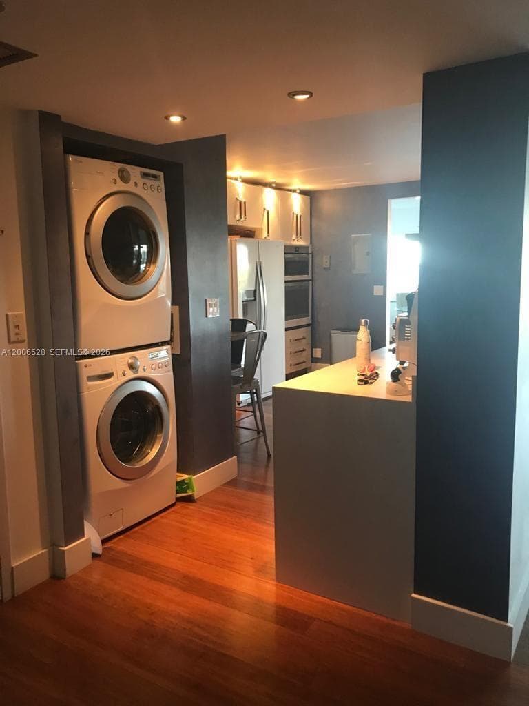 4900 Ocean Blvd 413 photo 12