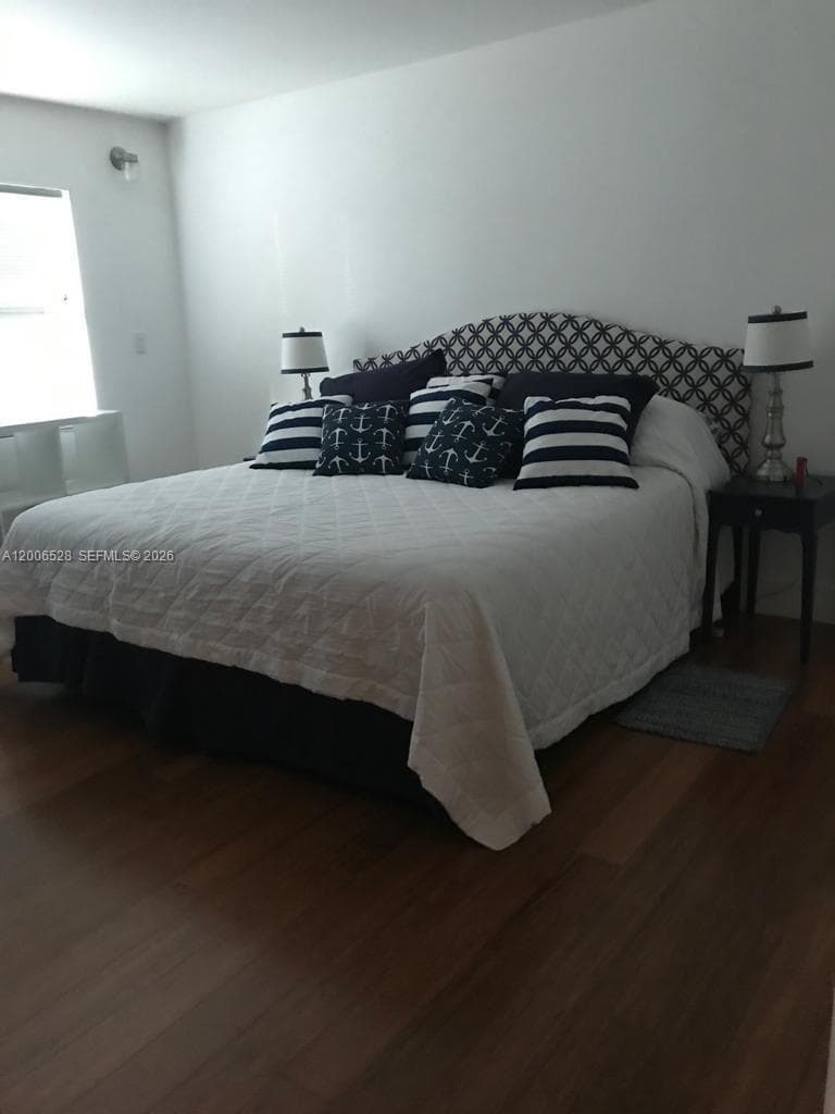 4900 Ocean Blvd 413 photo 8