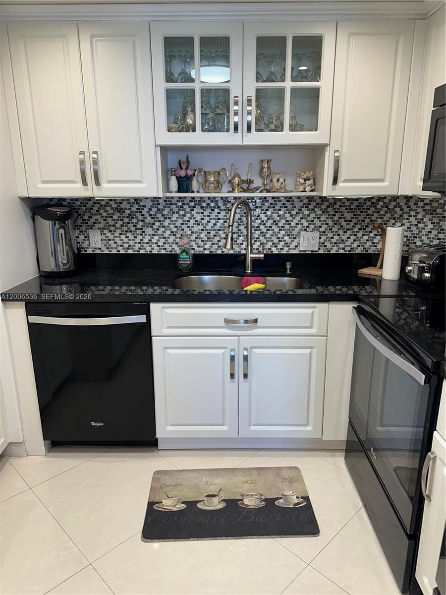 1985 Ocean Dr 21P photo 5