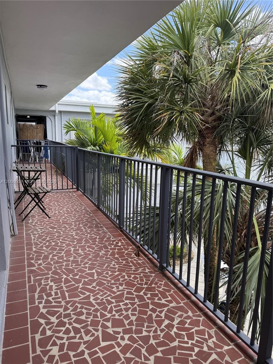 2600 Ocean Dr S306 photo 12