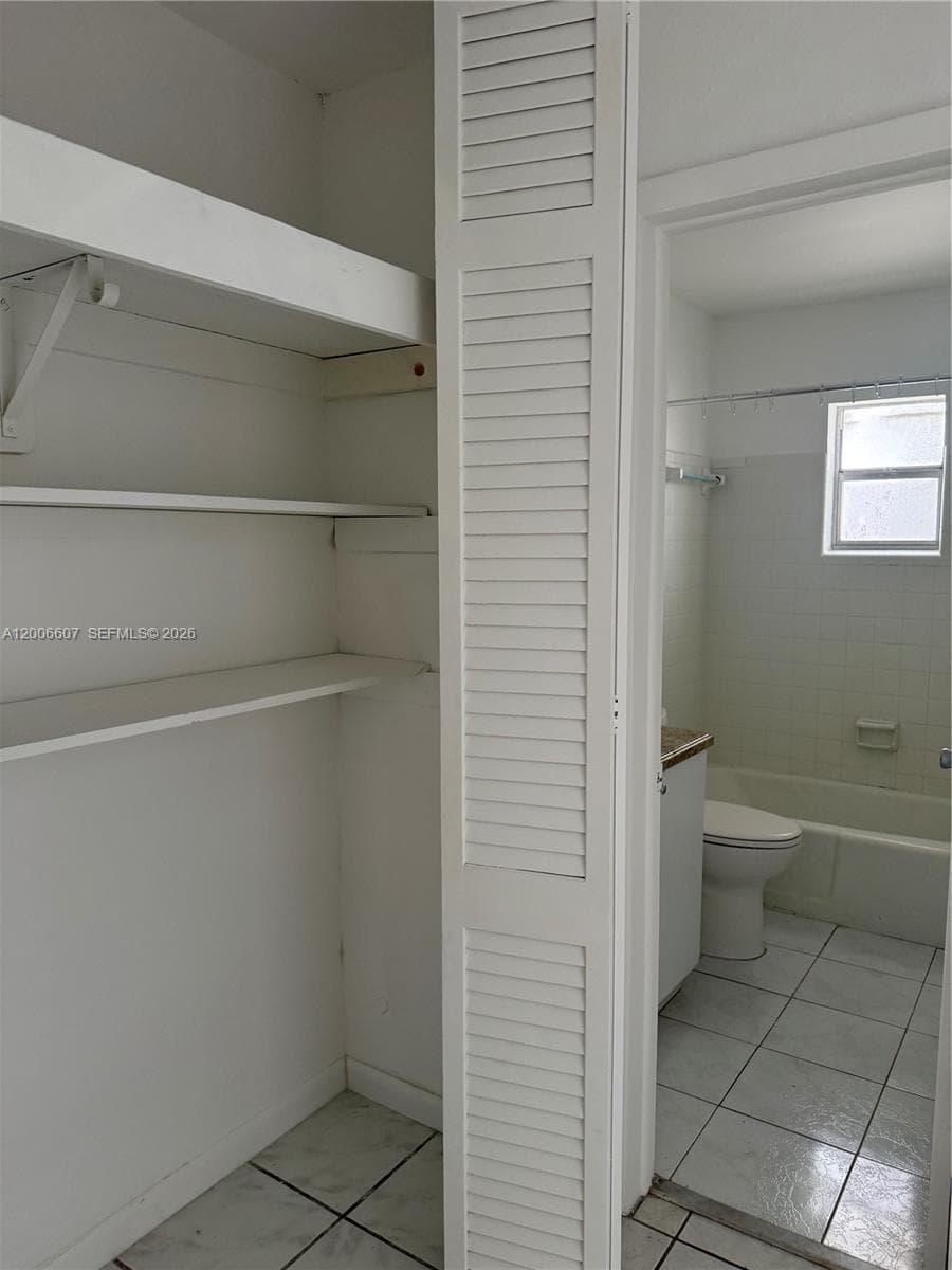 2600 Ocean Dr S306 photo 4