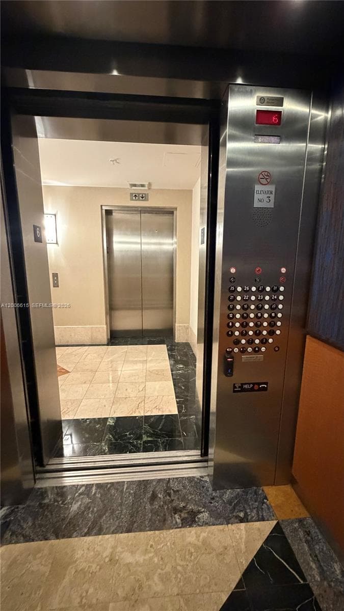 1945 Ocean Dr 603 photo 6