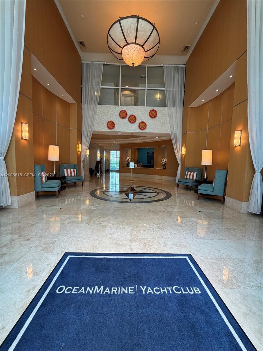 1945 Ocean Dr 603 photo 3