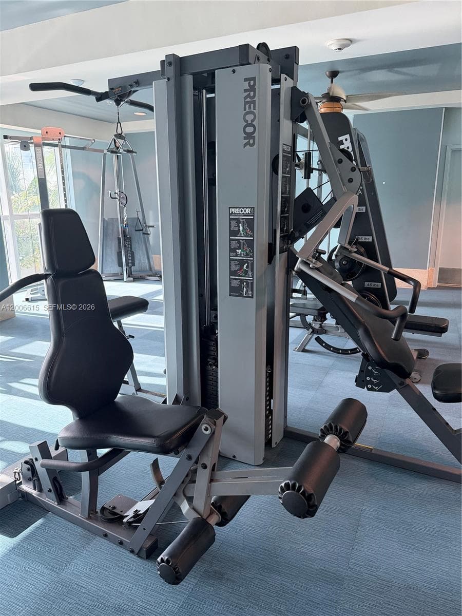 1945 Ocean Dr 603 photo 10