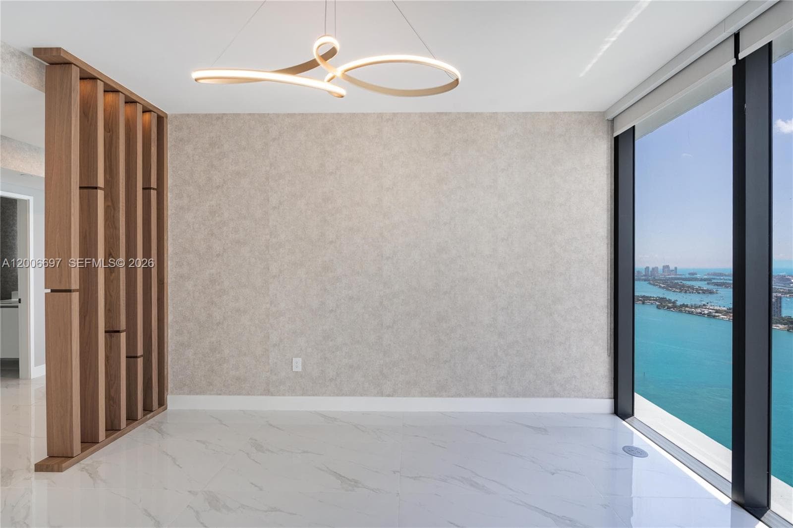 700 24th ST 5407 photo 10