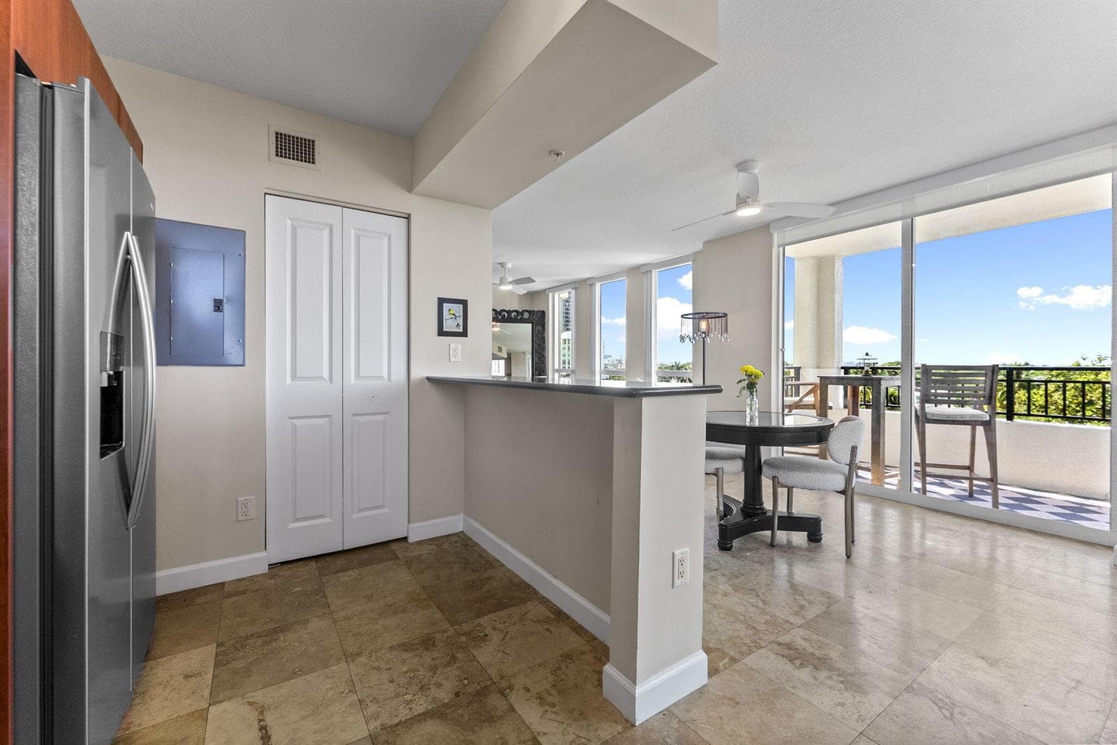 600 W Las Olas Boulevard 502s photo 5
