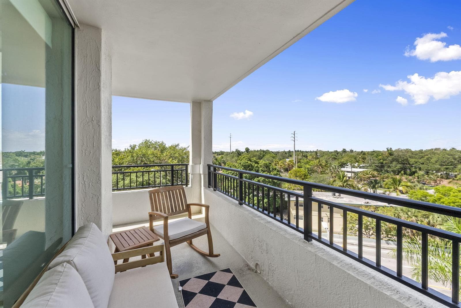 600 W Las Olas Boulevard 502s photo 10