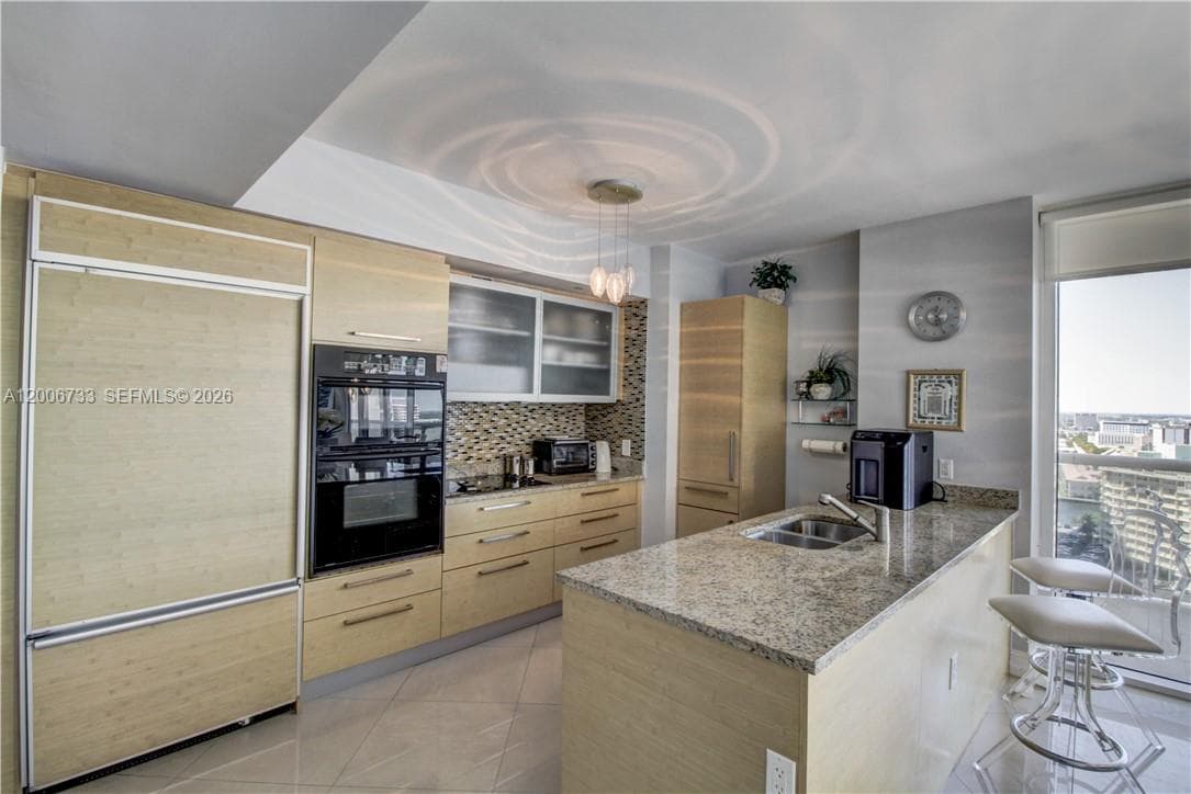 1830 S Ocean Dr 1708 photo 6