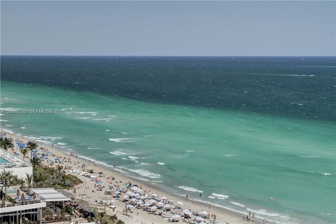 1830 Ocean Dr 1708 photo 16