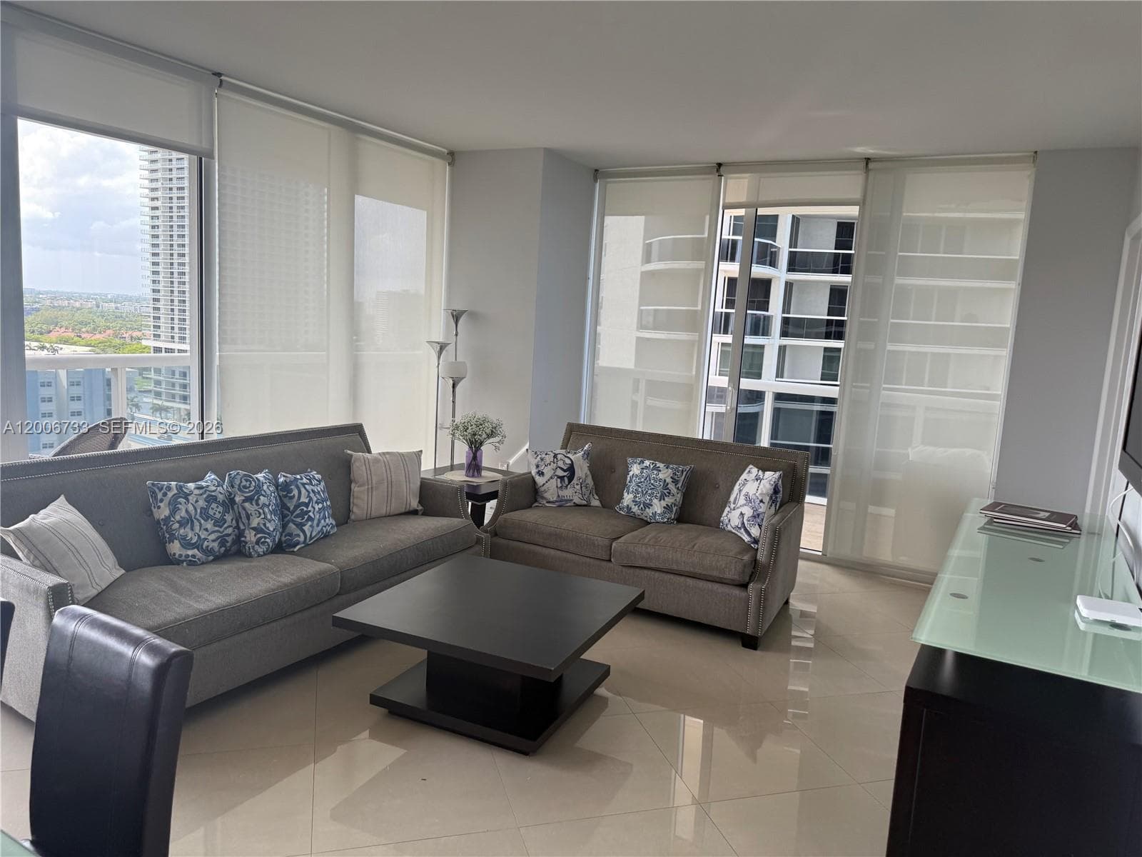 1830 S Ocean Dr 1708 photo 5