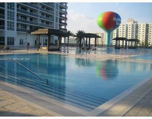 1830 S Ocean Dr 1708 photo 20