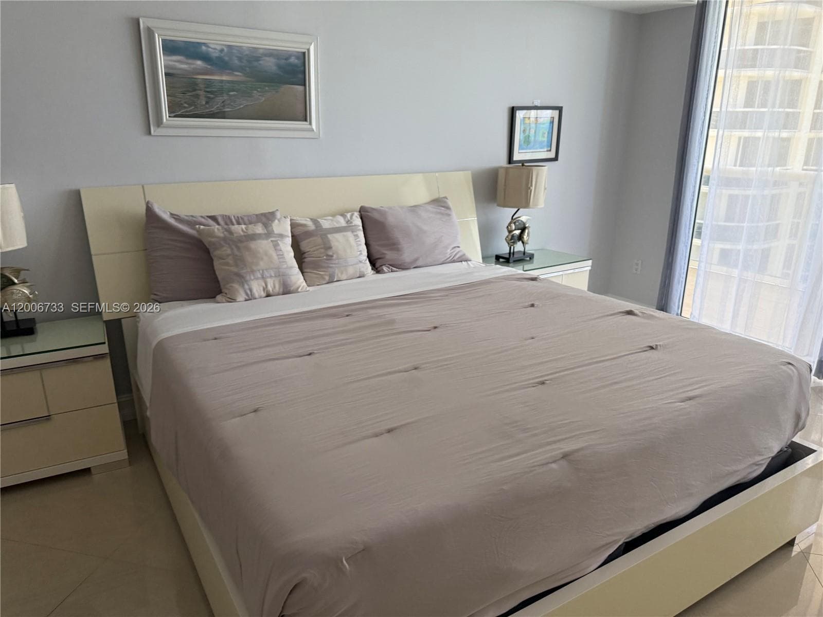 1830 Ocean Dr 1708 photo 8