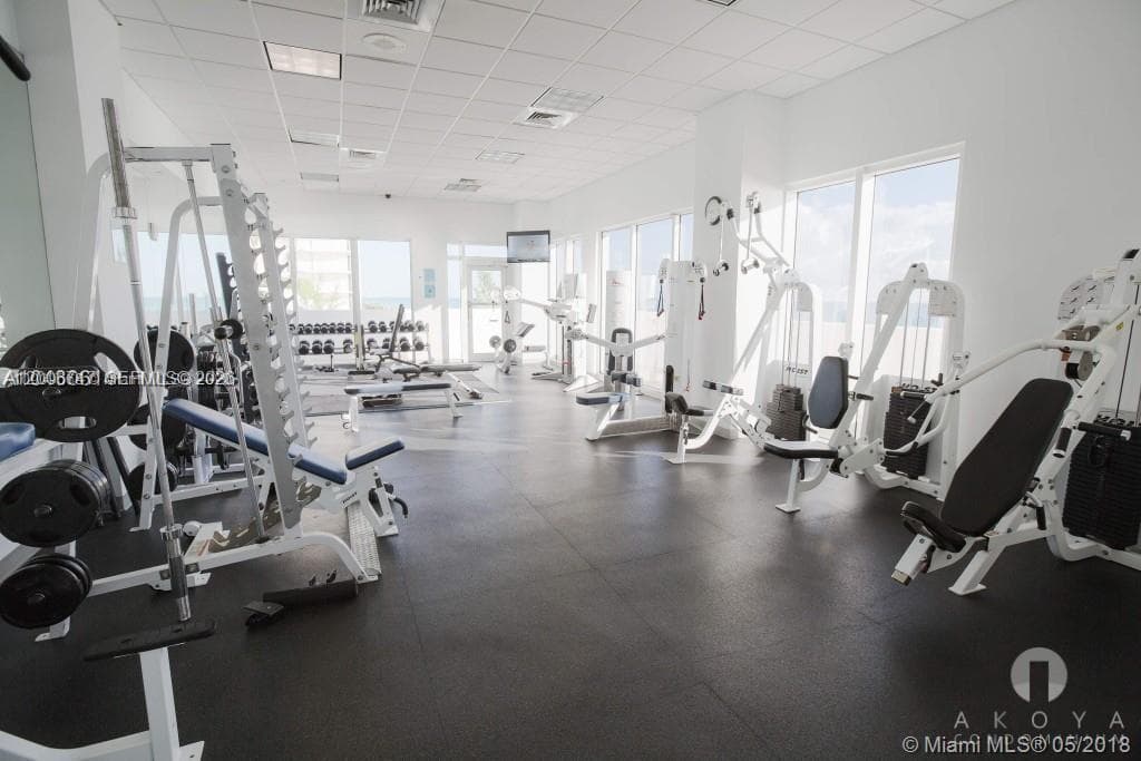 6365 Collins Ave 910 photo 10