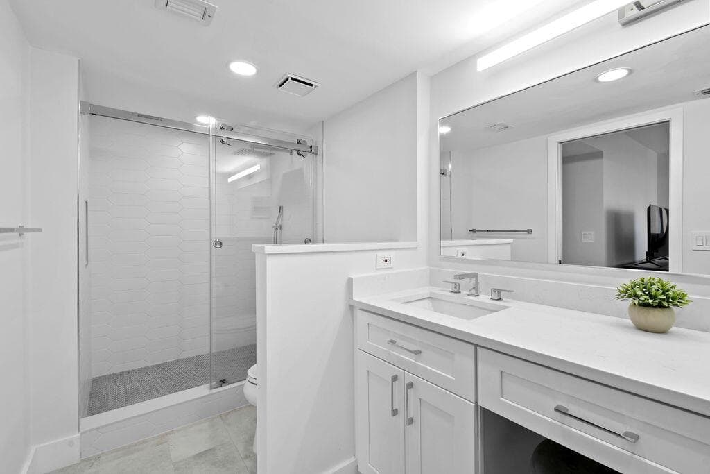 3560 S Ocean Boulevard 907 photo 20