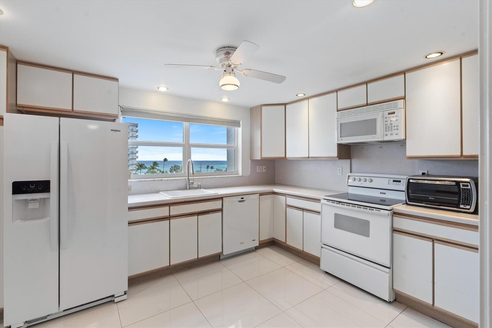 3300 S Ocean Boulevard 617-c photo 5