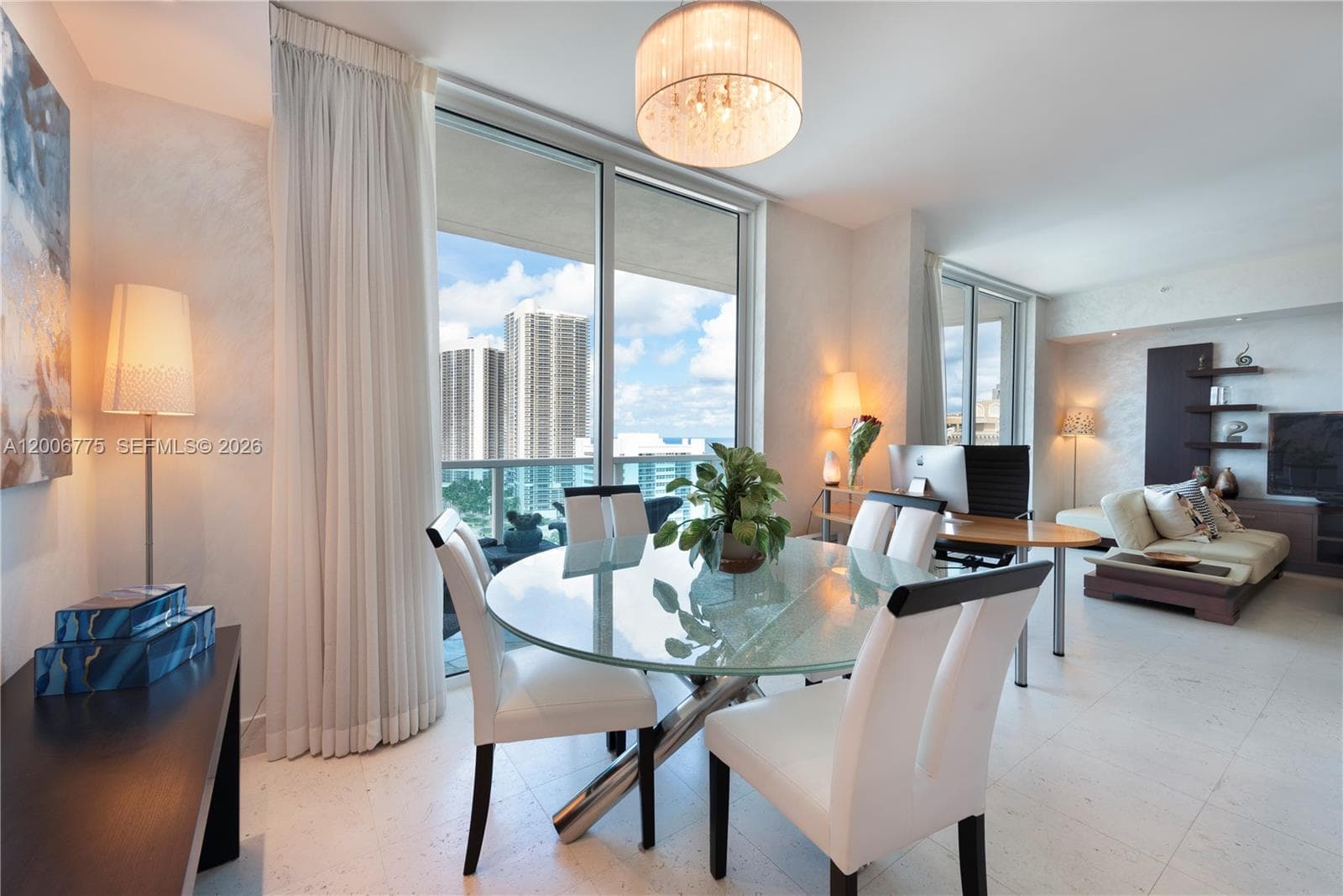 1945 Ocean Dr 1812 photo 5