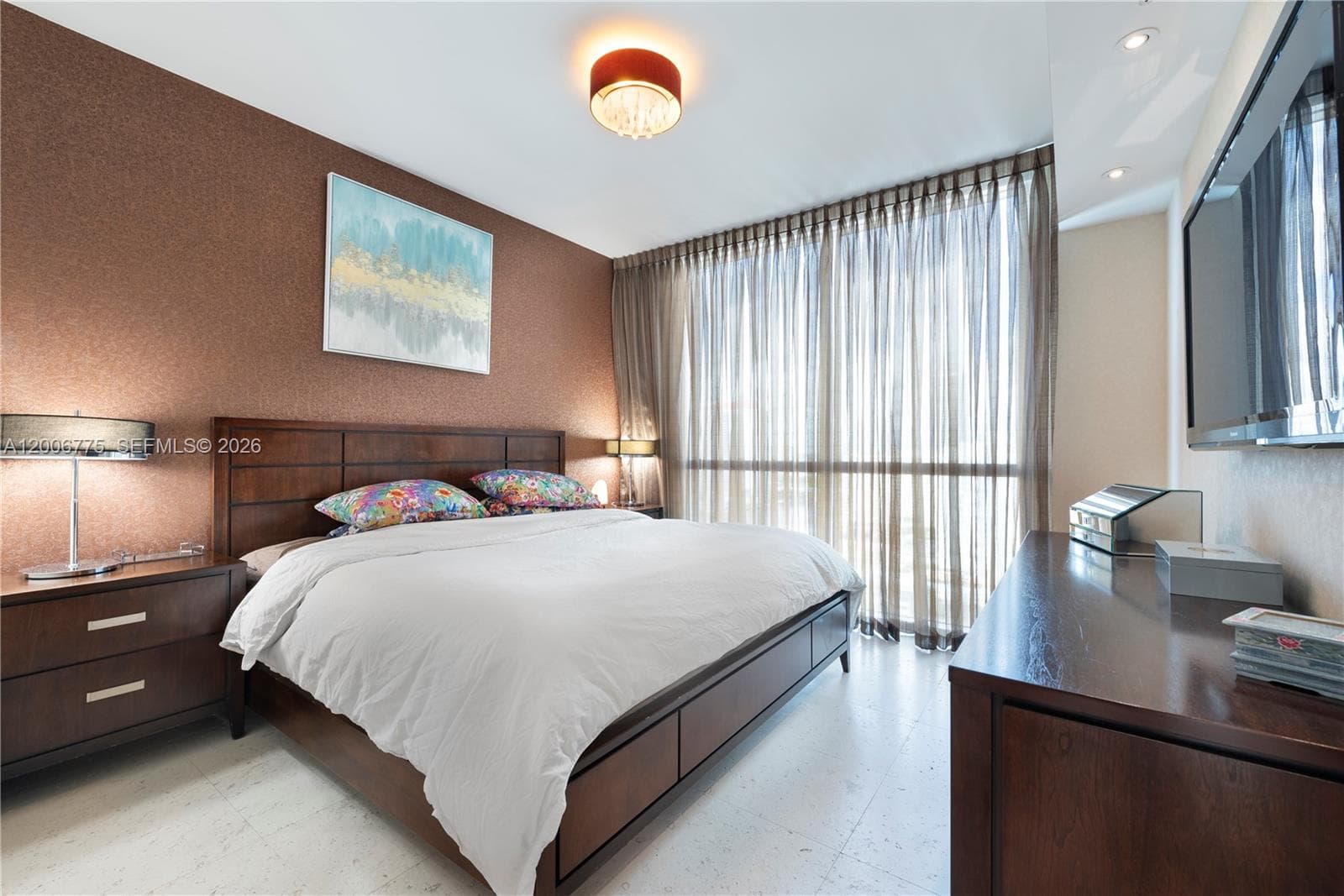 1945 Ocean Dr 1812 photo 14