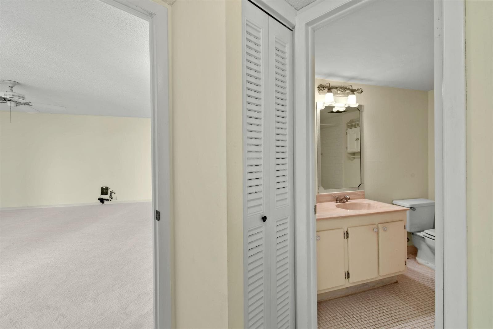 2800 N Ocean Drive A-8b photo 12