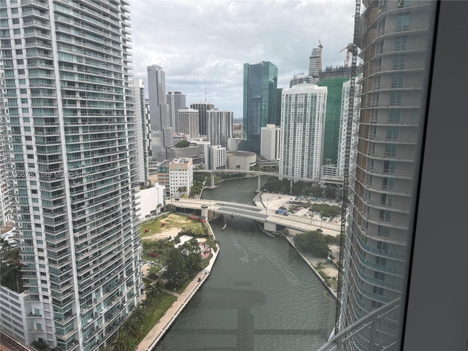 690 1st Ct PHI-01 photo 6