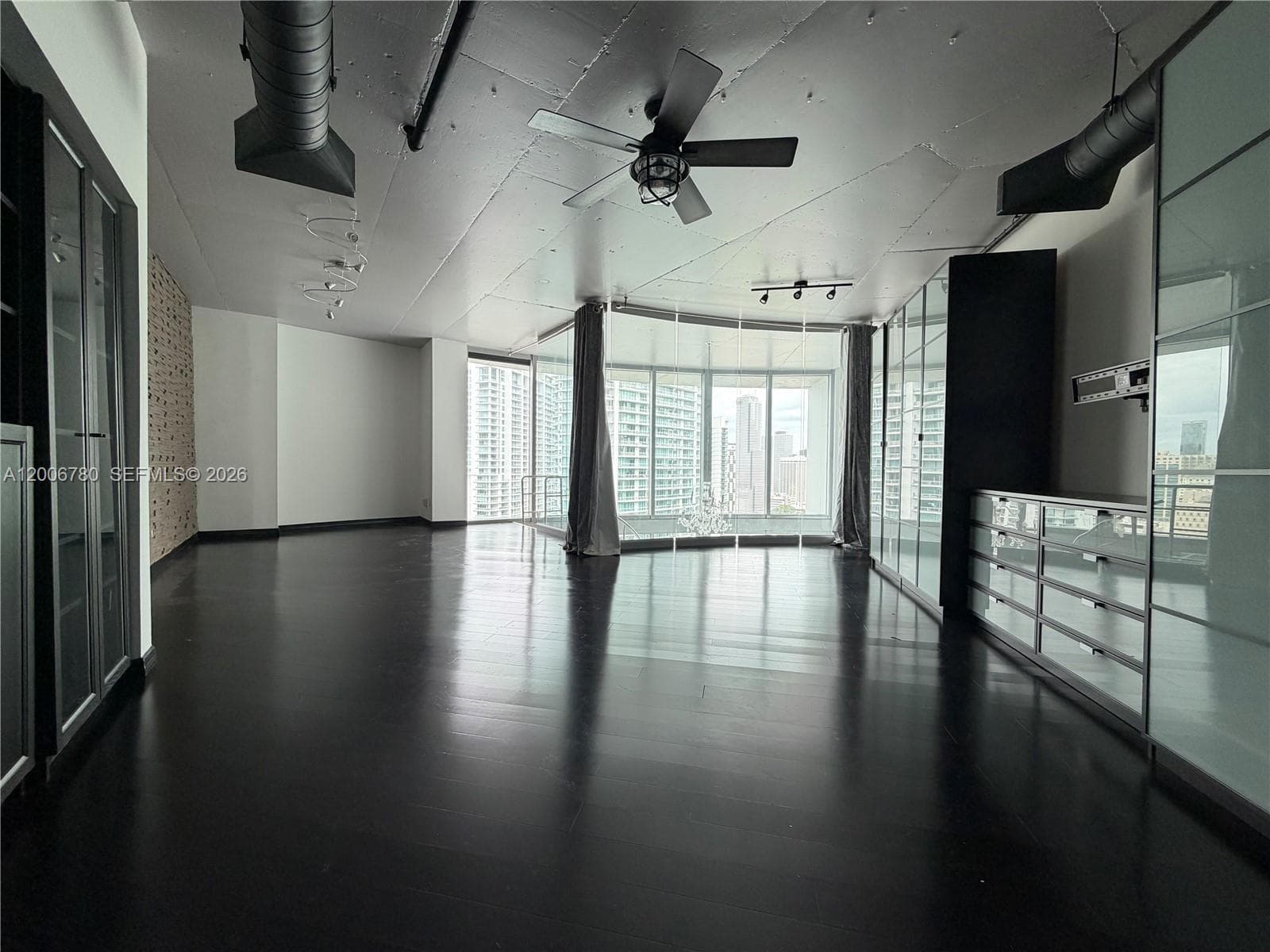 690 1st Ct PHI-01 photo 3