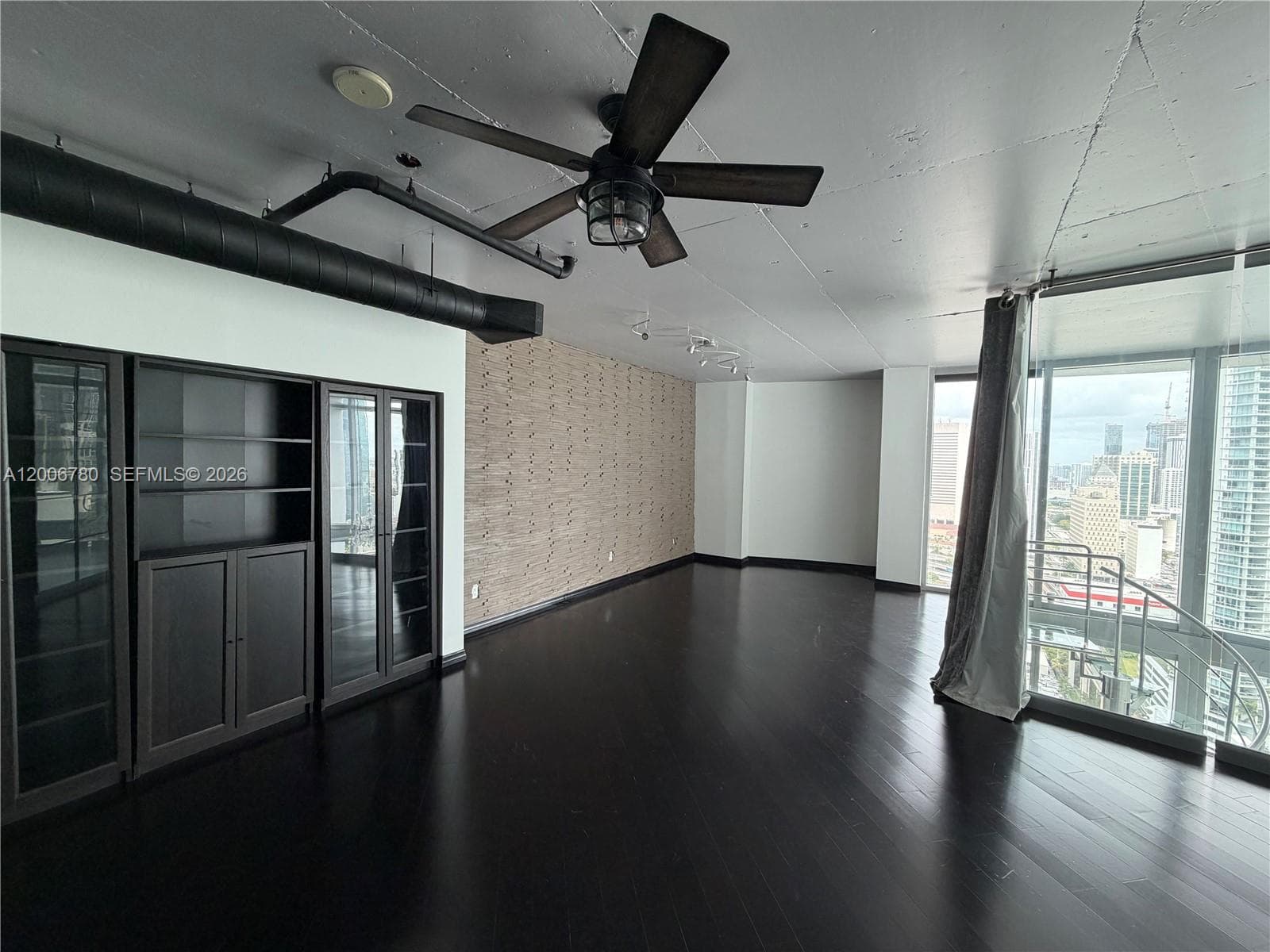 690 1st Ct PHI-01 photo 5