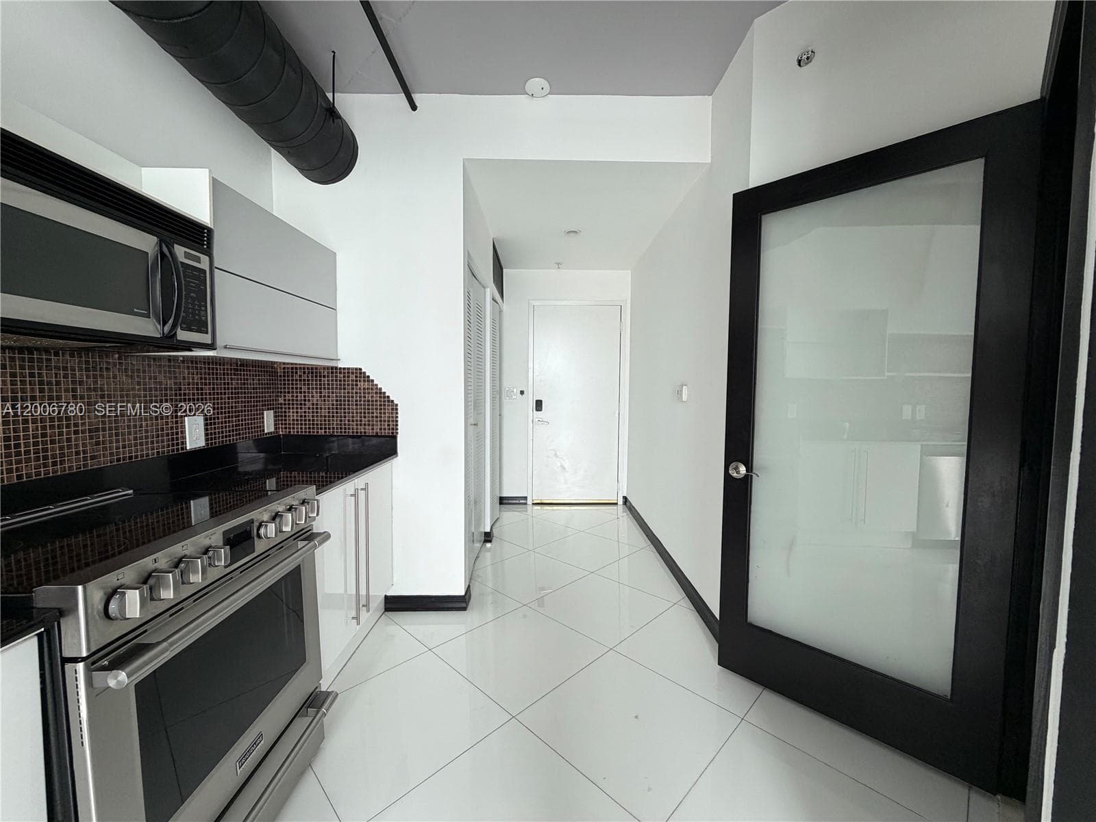 690 1st Ct PHI-01 photo 19