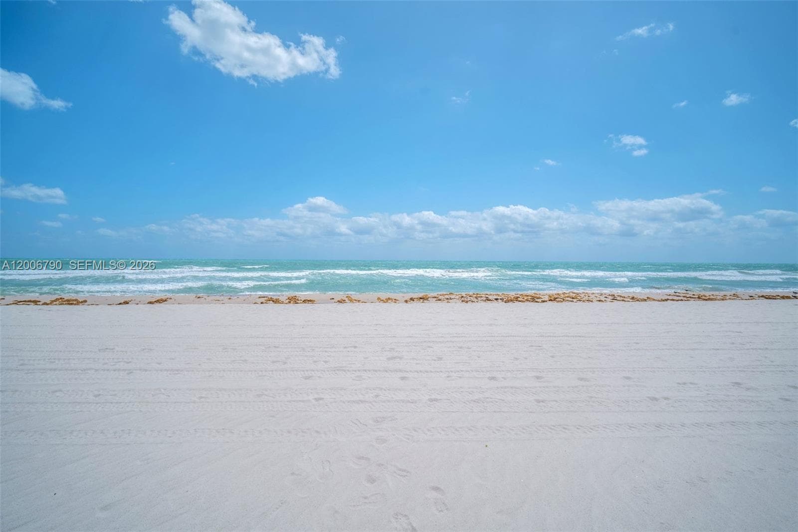 5313 Collins Ave 204 photo 1