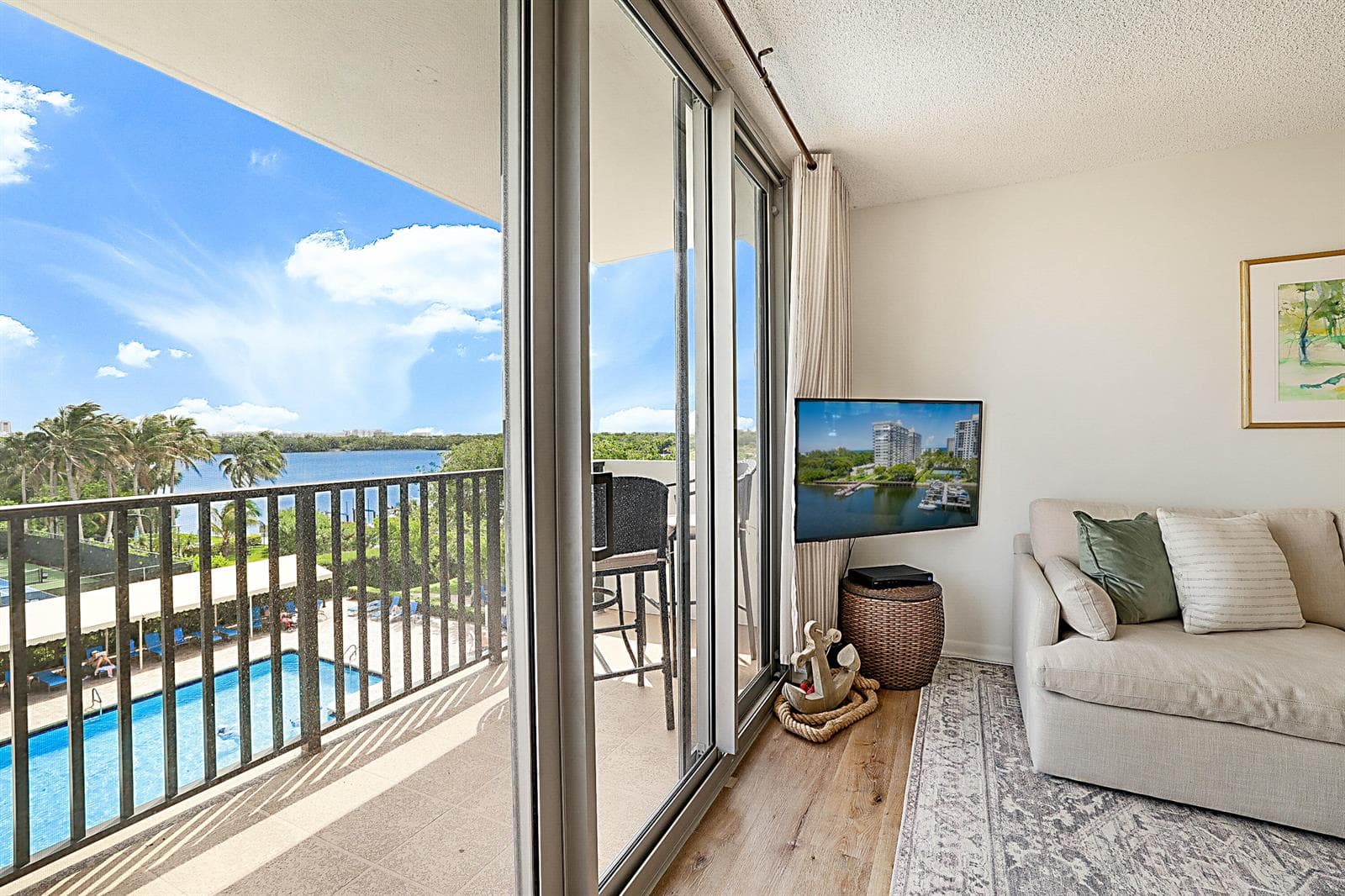 2121 N Ocean Boulevard 407w photo 5