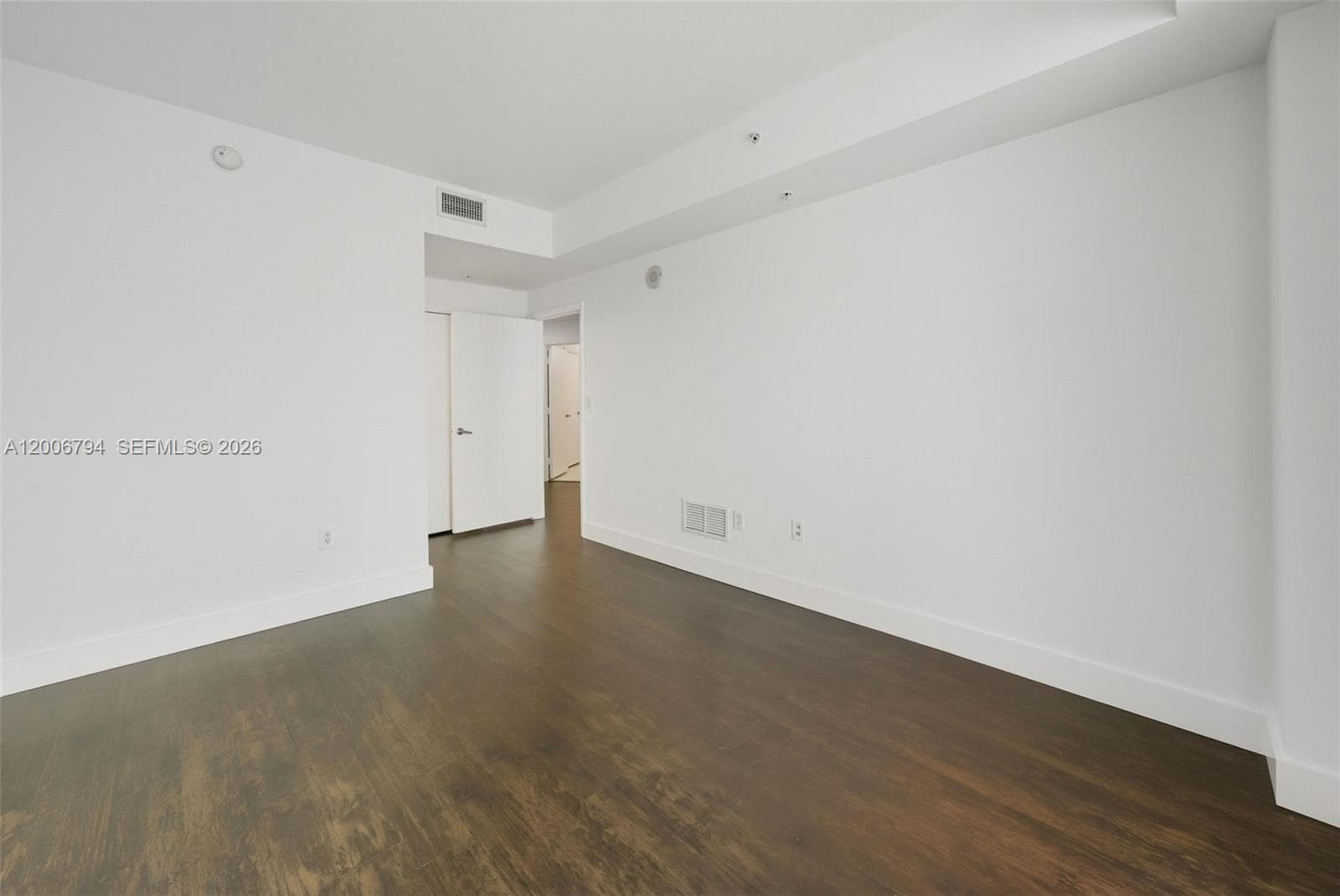 1900 Bayshore Dr 3707 photo 12