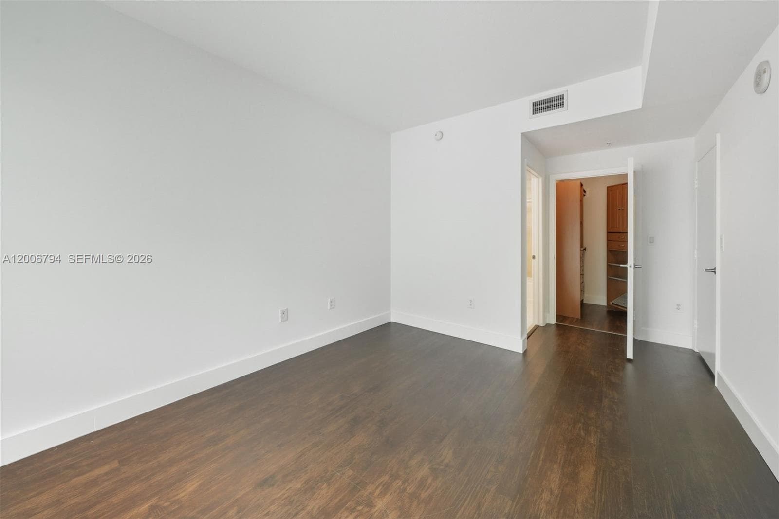 1900 Bayshore Dr 3707 photo 15